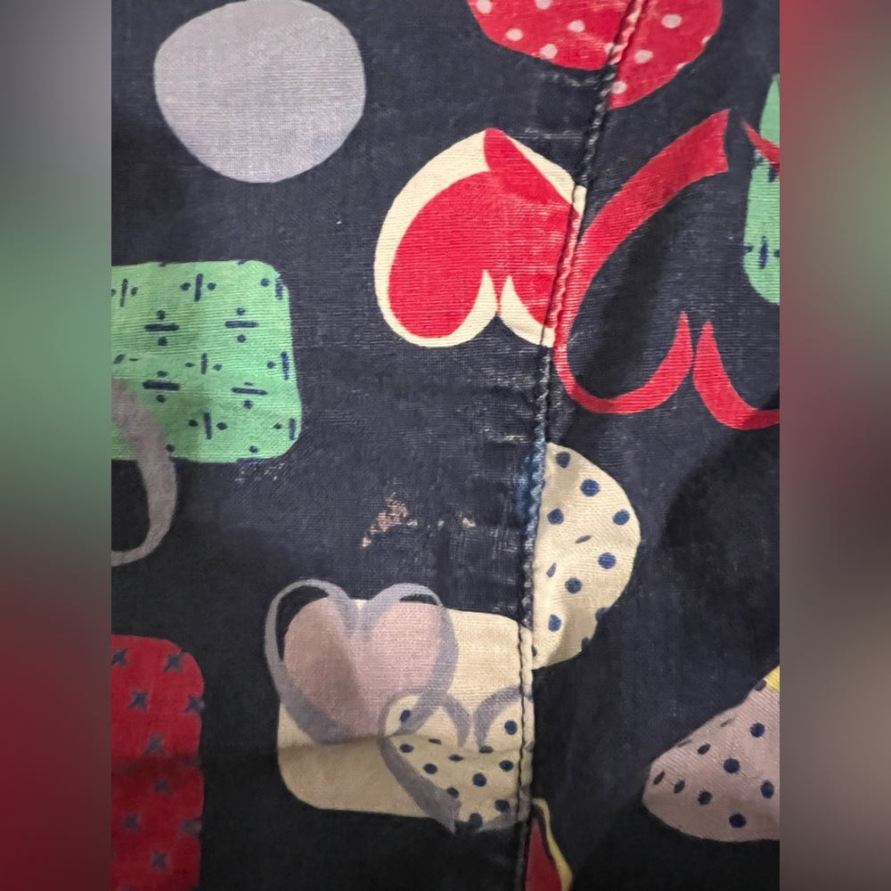 126. Dickies Heart Scrub Top - Picture 7 of 7